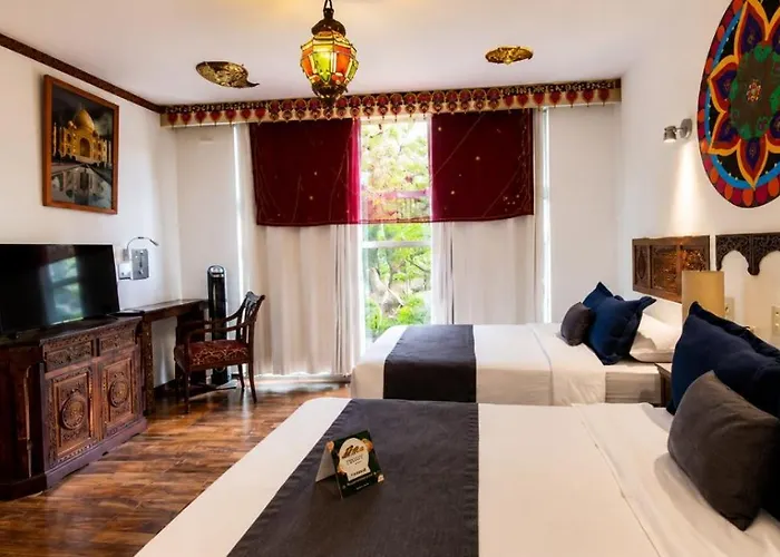 Hotel Casa Anzures 4*